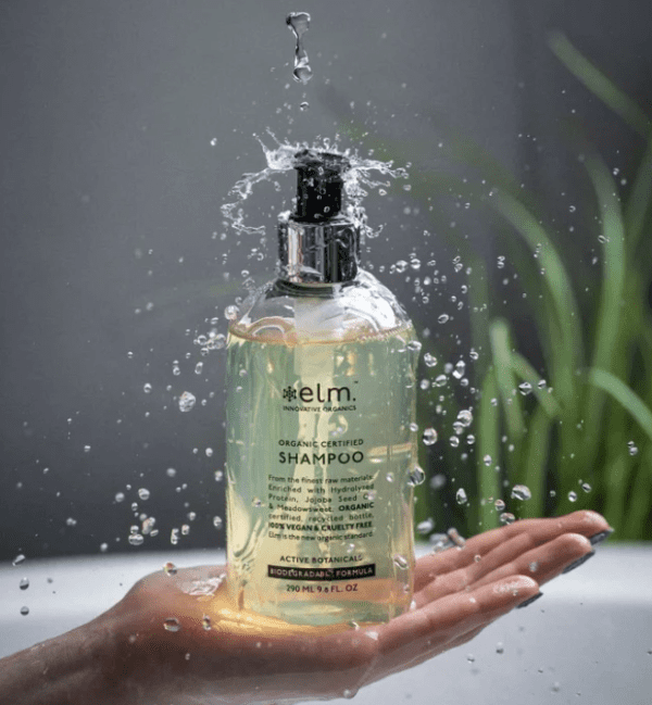 økologisk shampoo med naturens fineste råvarer: Hydrolysert Protein, Økologisk Jojobaolje, Økologisk Engsøt og Økologisk Aloe Vera.